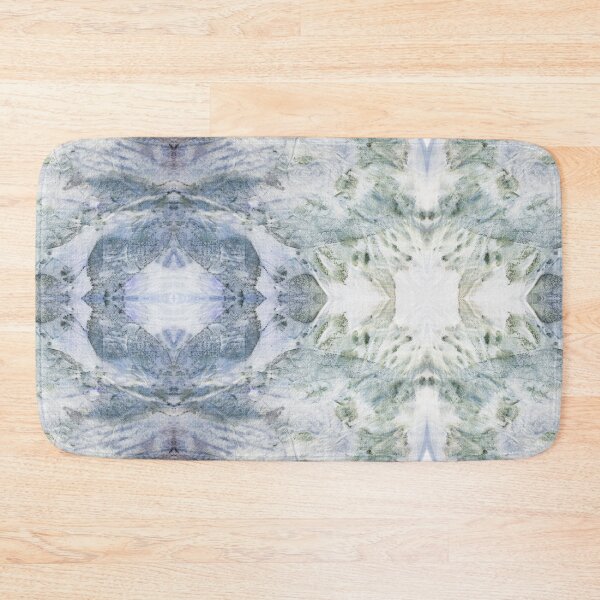 Aperçu de l'œuvre Eucalyptus Fairy, Fynbos et Blackberry Leaf Eco Print Bleu Vert créée et vendue par SpiritGifts.