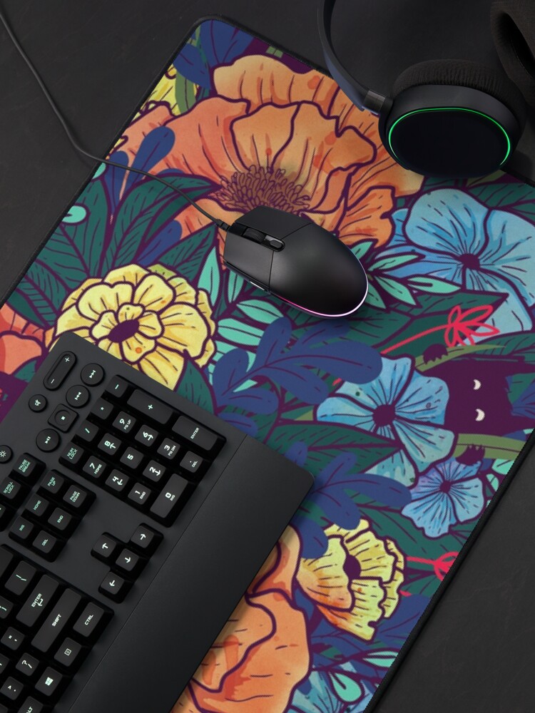 Aperçu 4 sur 5. Tapis de souris avec l'œuvre Fleurs sauvages créée et vendue par littleclyde.