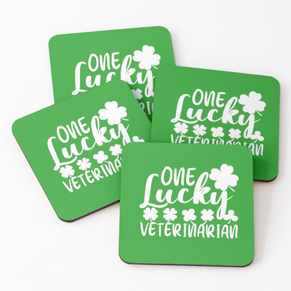 Item preview, Regalo divertido del día de San Patricio para veterinario: un veterinario afortunado designed and sold by AMINE ★★★★★.