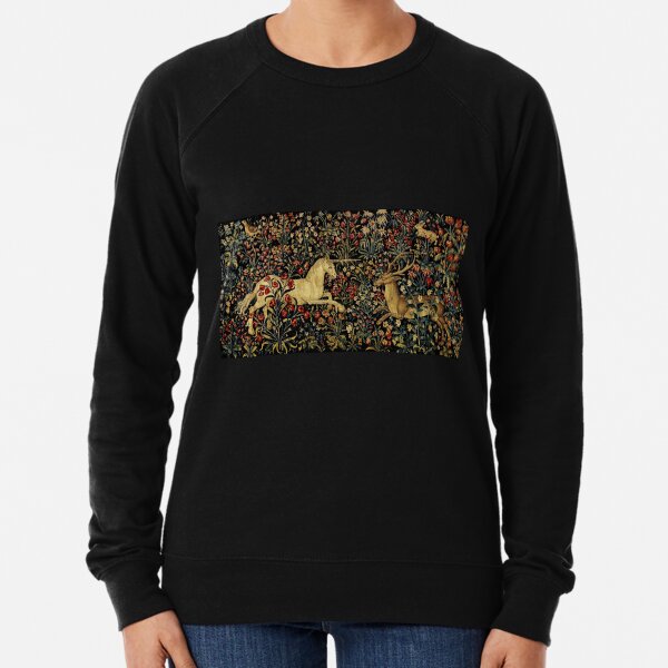 Vista previa del artículo con la obra «Tapiz floral de medianoche con unicornio medieval», diseñado y vendido por Epitome Girl.