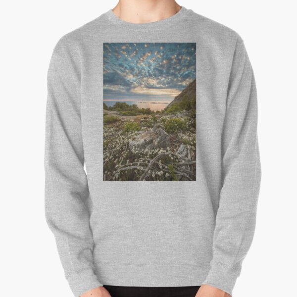 Great Glennie Island from Mt Oberon Pullover Sweatshirt