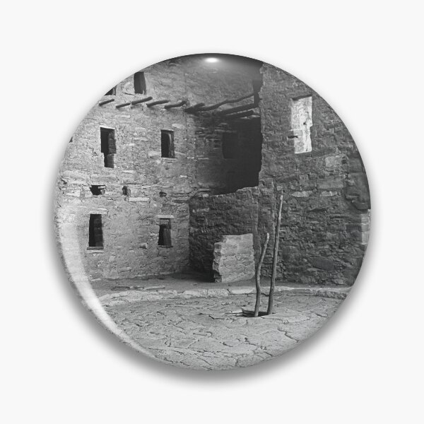 Item preview, Casa del árbol de abeto designed and sold by Alex Preiss.