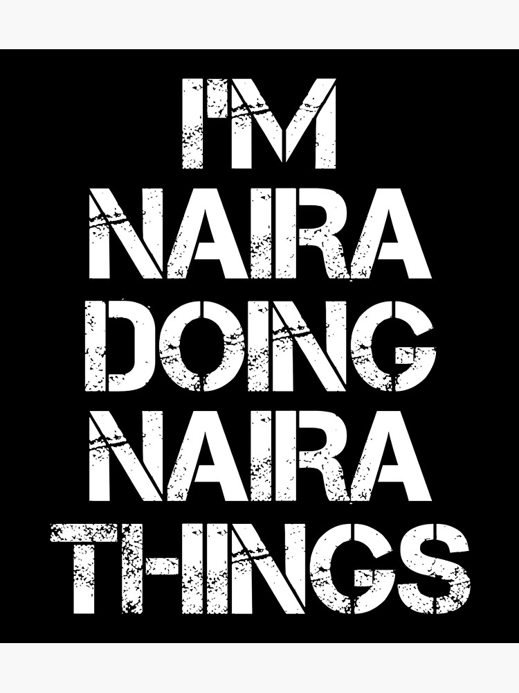 Camiseta con el nombre de Naira