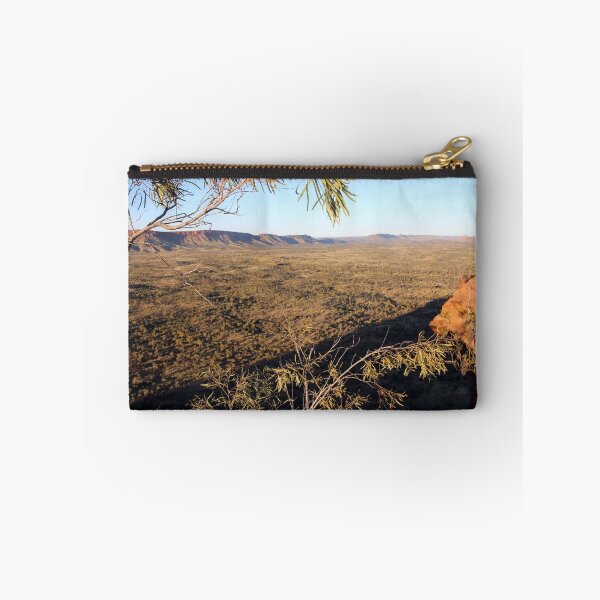 Aperçu de l'œuvre Larapinta Trail, NT créée et vendue par LeighBlake.