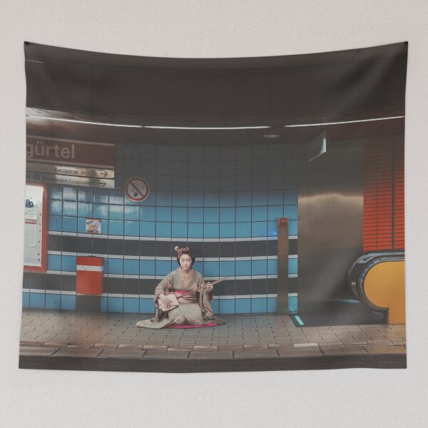 Item preview, artista del metro designed and sold by ESCAPZ.