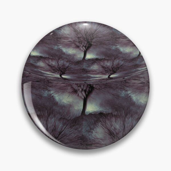 Aperçu de l'œuvre Gray Goth Spooky Forest Trees créée et vendue par gothart.