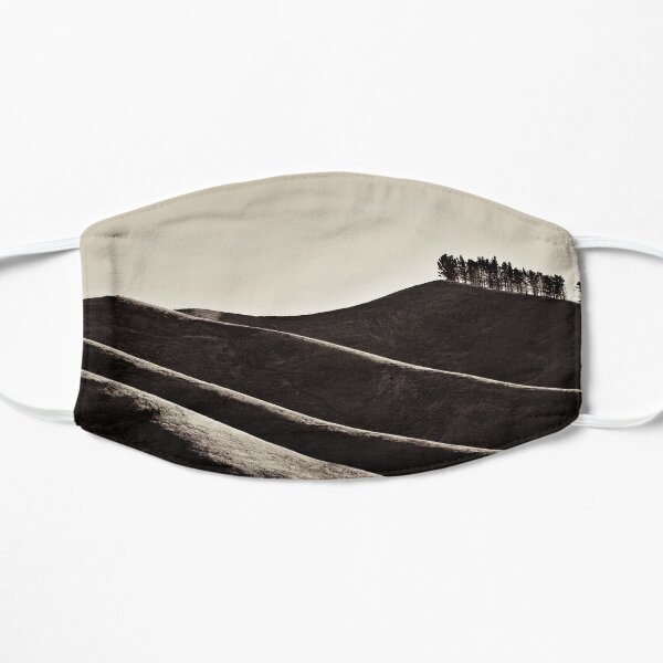 Solitary Cloud Flat Mask