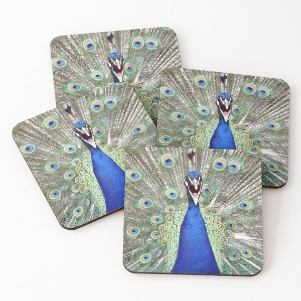 Artikelvorschau, Blauer männlicher Pfau entworfen und verkauft von DN Shop ★★★★★.