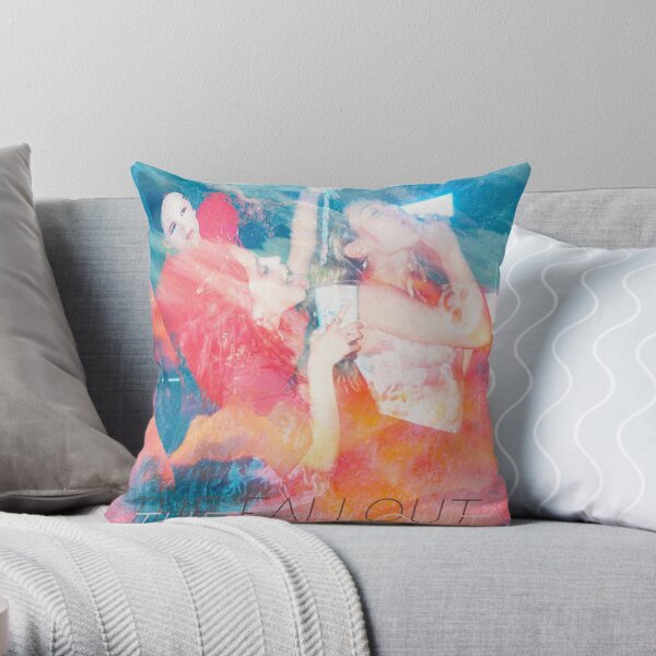 https://ih1.redbubble.net/image.3196972252.2285/throwpillow,small,600x-bg,f8f8f8-c,0,120,600,600.jpg