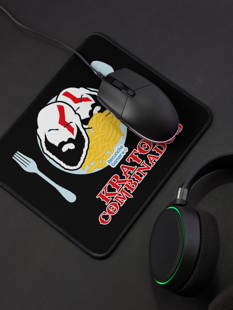 Imagen 4 de 5, Alfombrilla de ratón con la obra Kratos Combinados, diseñada y vendida por RecunchoGamer.