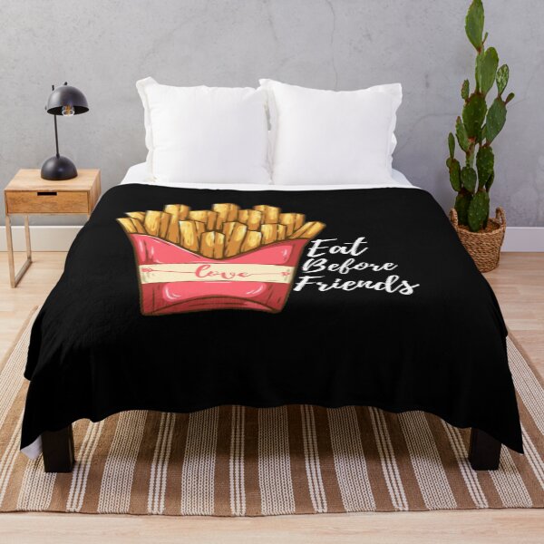 Aperçu de l'œuvre Frites avant les amis / les gars, drôle de Saint-Valentin pour 2022 22, chemise de Saint-Valentin pour filles, chemises de Saint-Valentin pour femmes, cadeau pour petite amie, chemise de Saint-Valentin 2022 T-shirt classique créée et vendue par Teshirt ★★★★★.
