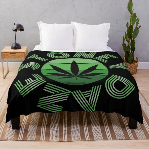 Aperçu de l'œuvre Retro Vintage Sunset Green Pot feuille-Stoney daze créée et vendue par YomeHayin.