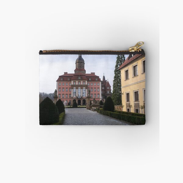 Artikelvorschau, Walbrzych, Polen - Projekt Riese, Schloss Ksiaz. Die Deutschen bohrten hier im Zweiten Weltkrieg Hunderte Meter unterirdischer Tunnel. Es liegt im Walbrzyski-Vorgebirge entworfen und verkauft von Maurizio Fabbroni.