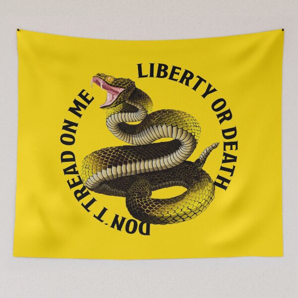 Aperçu de l'œuvre drapeau du libéralisme. Serpent. Liberté ou mort. Drapeau de Gadsden. Grelot. serpent jaune vecteur de serpent. Tatouage d'art de serpent créée et vendue par DALIO666.