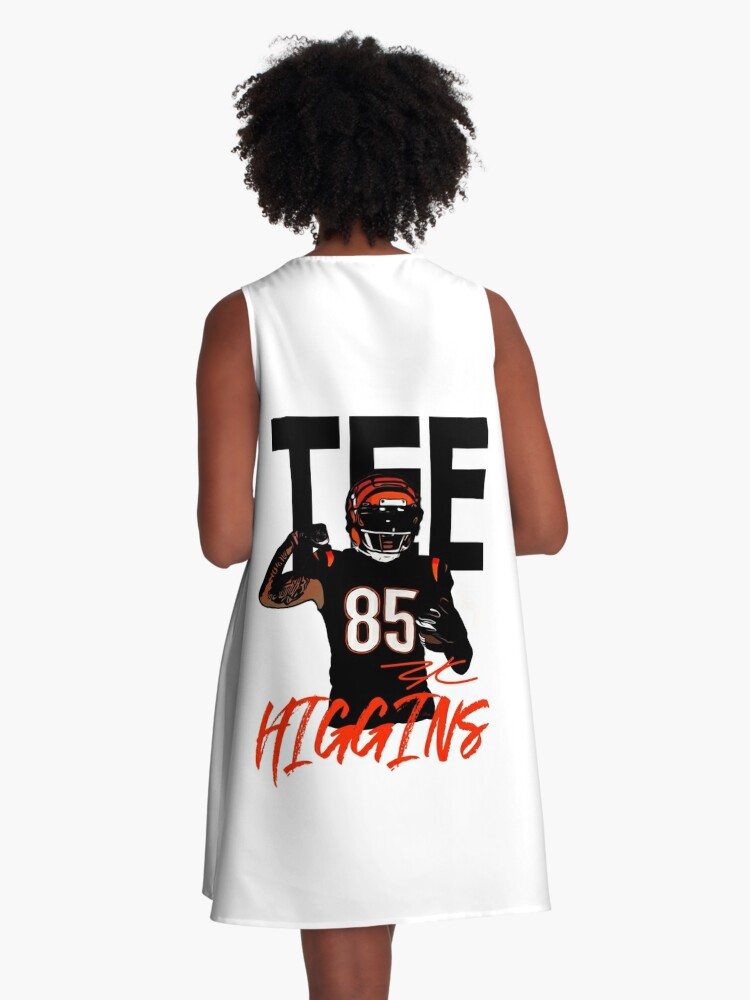 TEE HIGGINS Essential T-Shirt for Sale by RB941