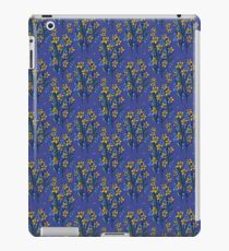Daffodil dreaming in blue iPad Case/Skin