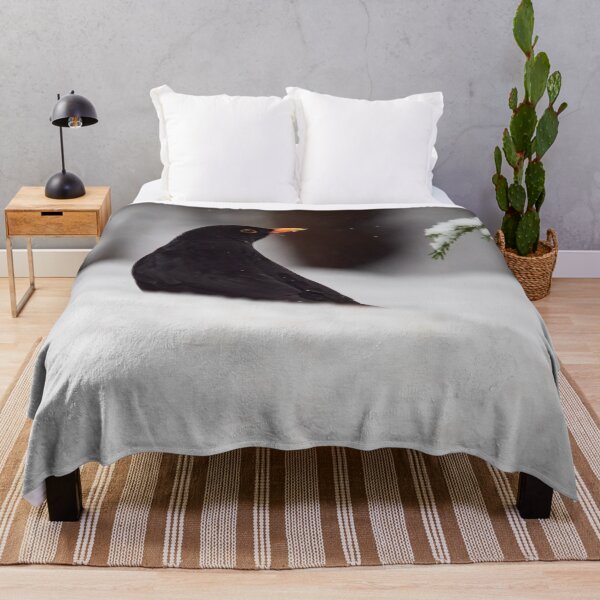 Item preview, Negro sobre blanco. Mirlo euroasiático designed and sold by Jouko Lehto Photography.