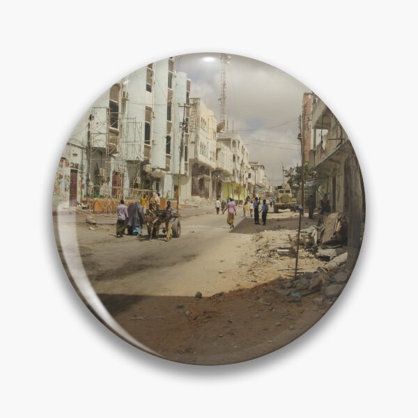 Artikelvorschau, Normalisierung des Straßenlebens auf dem Bukara-Markt in Mogadischu. entworfen und verkauft von VintageSomalia.