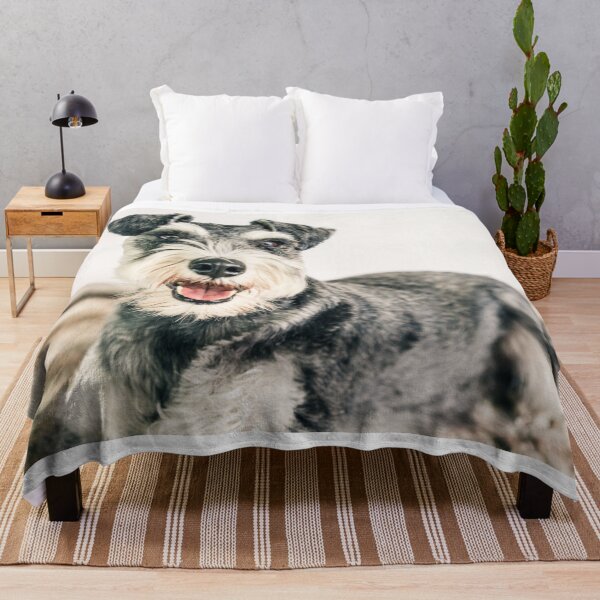 Artikelvorschau, Glücklicher Schnauzer-Hund entworfen und verkauft von PillowAndBehold.