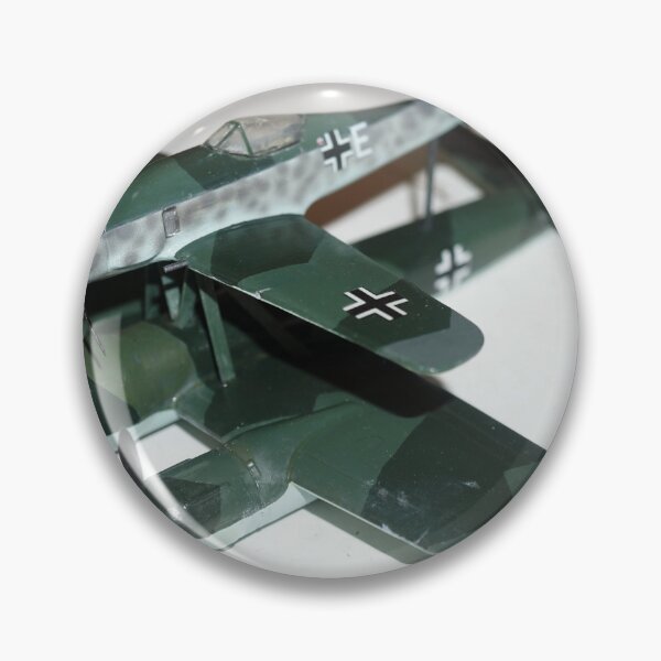Artikelvorschau, Mistel WW2 German FW190 und Ju88 Modell im Maßstab 1:72 entworfen und verkauft von BigAndRed.