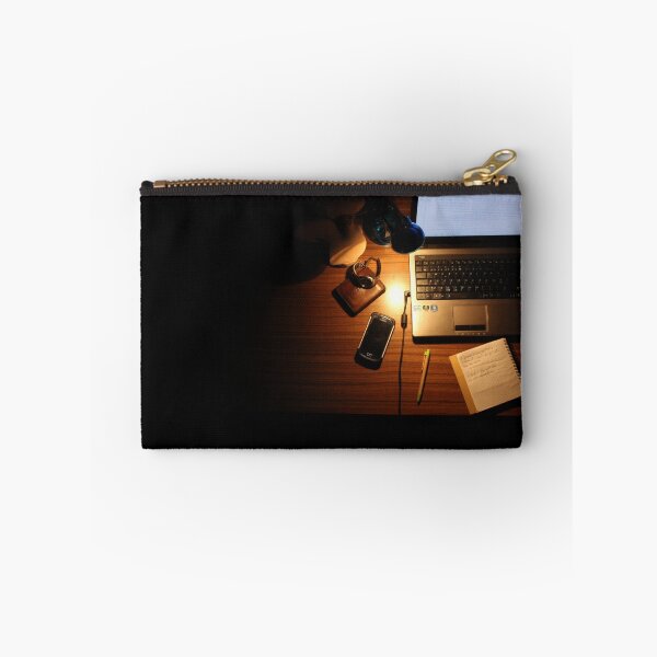Item preview, work place designed and sold by Jaime Magalhaes.