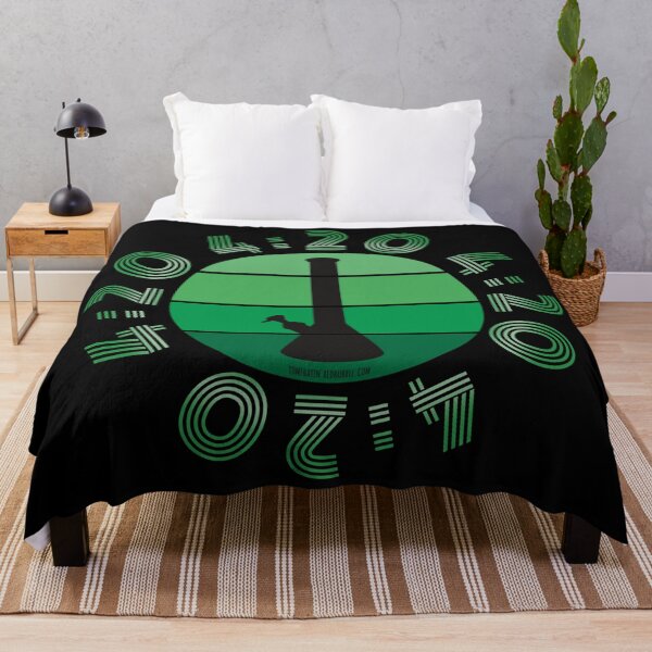 Artikelvorschau, Retro Vintage Sunset Green Bong-420 entworfen und verkauft von YomeHayin.
