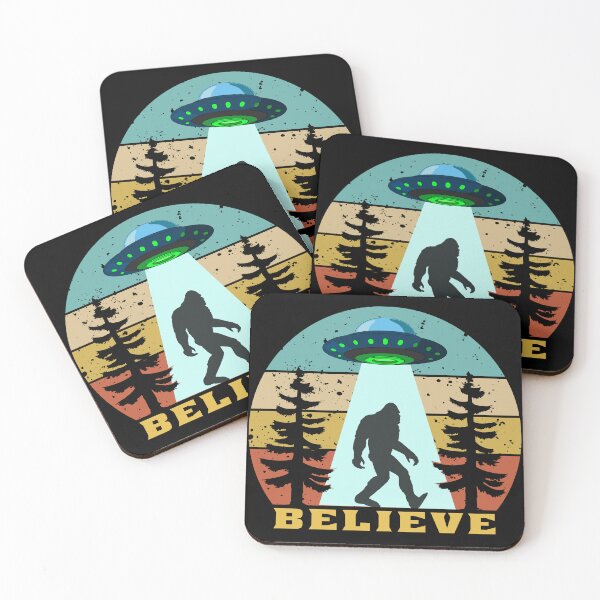 Artikelvorschau, Copy of Bigfoot UFO Alien glauben entworfen und verkauft von osamamohamad.