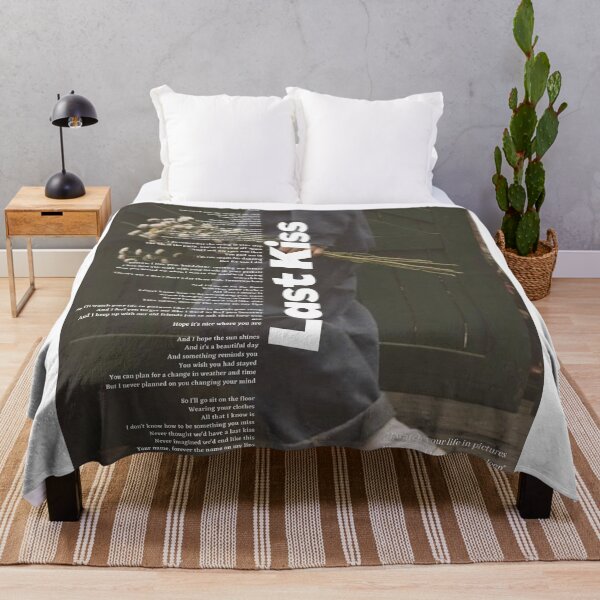 Item preview, Last kiss Speak now TV designed and sold by chocolatefood12.