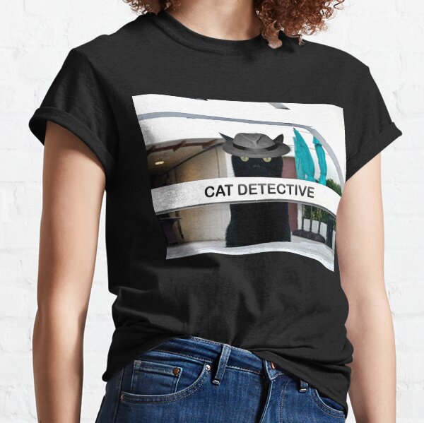 Cat Detective on Surveillance Classic T-Shirt