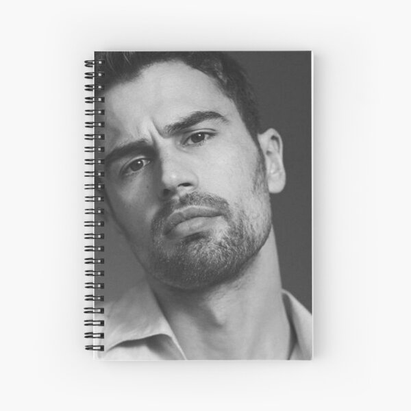 Aperçu de l'œuvre theo james créée et vendue par cintyasa.