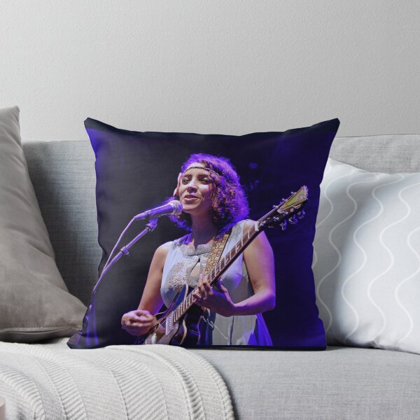 Item preview, r756/ Singer : 4   Gaby  Moreno -  photo Okaio Créations - Olavia-Olao  designed and sold by o.okaïo.