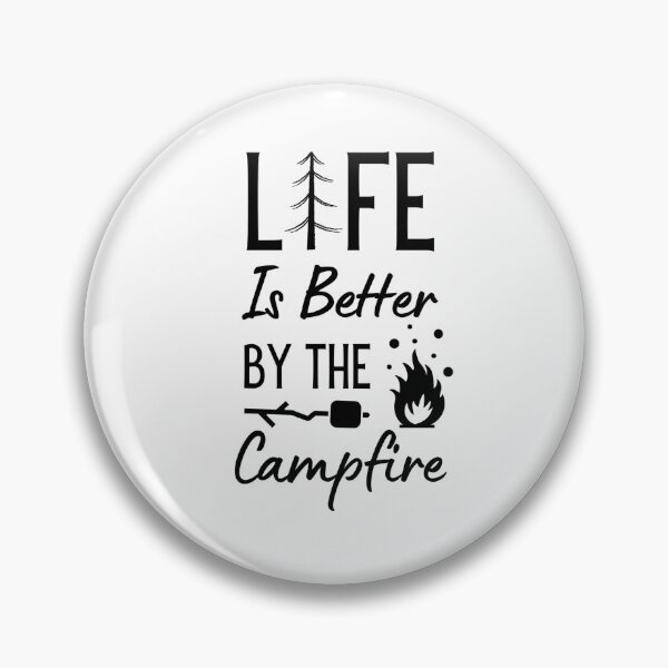 Artikelvorschau, Das Leben ist besser am Lagerfeuer | Camper-Geschenk | Campingplatz | Wanderer entworfen und verkauft von Presto Prints Design.