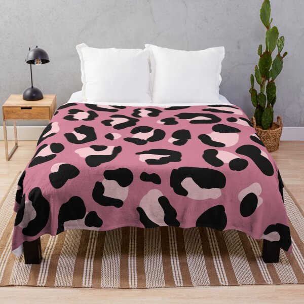 Item preview, Estampado de leopardo en negro, rosa y rosa rubor designed and sold by Good-Find.