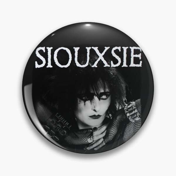Vista previa del artículo con la obra «Camiseta de fan de Siouxie y las Banshees 2», diseñado y vendido por Pedro4271.