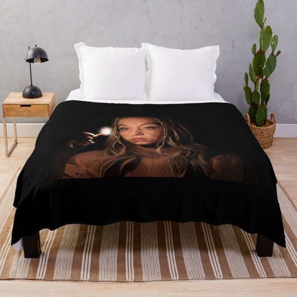 Item preview, Sydney Sweeney - Cassie Howard Euphoria designed and sold by rikiiart.