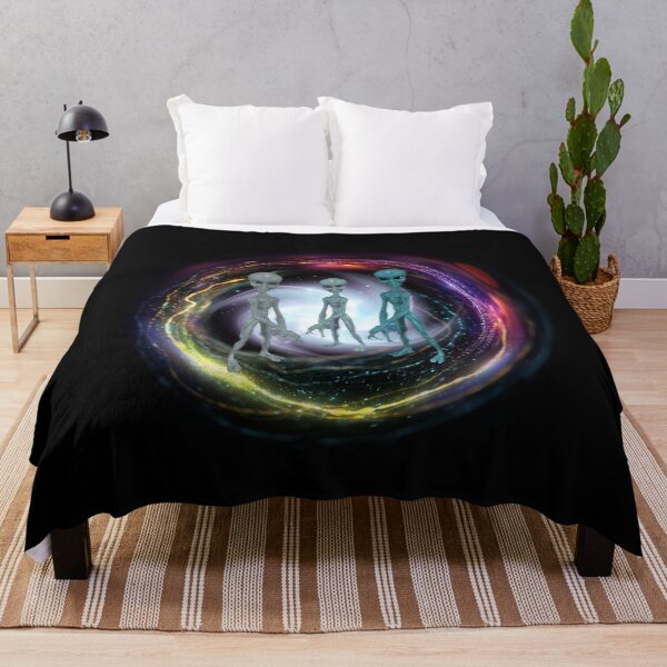 Item preview, Aliens coming thru a Portal designed and sold by Vicente Saenz jr.