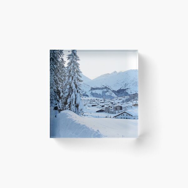 Artikelvorschau, Woman Walking at the Road with view of Village of Lech, Austrian Alps entworfen und verkauft von Angela Cini.