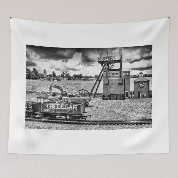 Artikelvorschau, Smallville Colliery 2 Schwarz und Weiß entworfen und verkauft von Steve Purnell Photography.