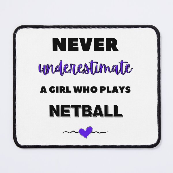 Item preview, Ne sous-estimez jamais une fille qui joue au netball. designed and sold by TheGreenGoat.