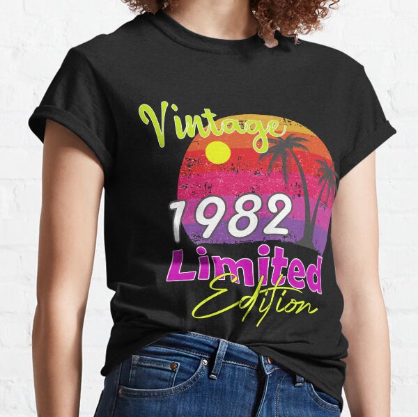 Pop Art LipsMens Womens Funny T-Shirt Birthday Christmas Gift 