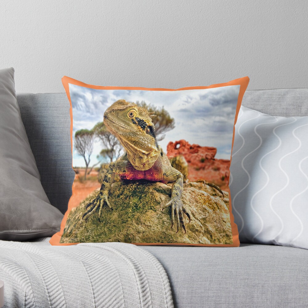 lizard pillow