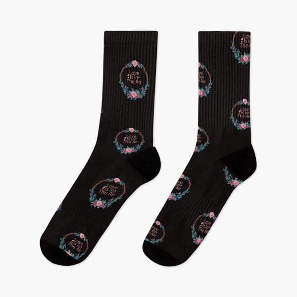 Artikelvorschau, Love is in the Air | Schönes Design; Geschenkidee entworfen und verkauft von Touch of FEZ.