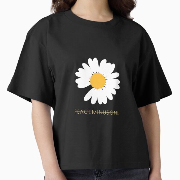 KPOP G-DRAGON PEACEMINUSONE DAISY Classic T-Shirt