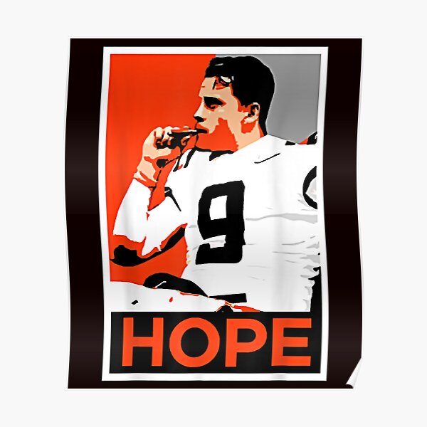 : Joe Burrow Smoking Cigar Champ Hope Poster Cincinnati Football  Fan T Shirt : Sports & Outdoors