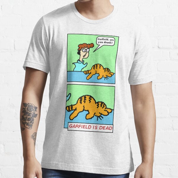 GARFIELD IS DEAD Essential T-Shirt