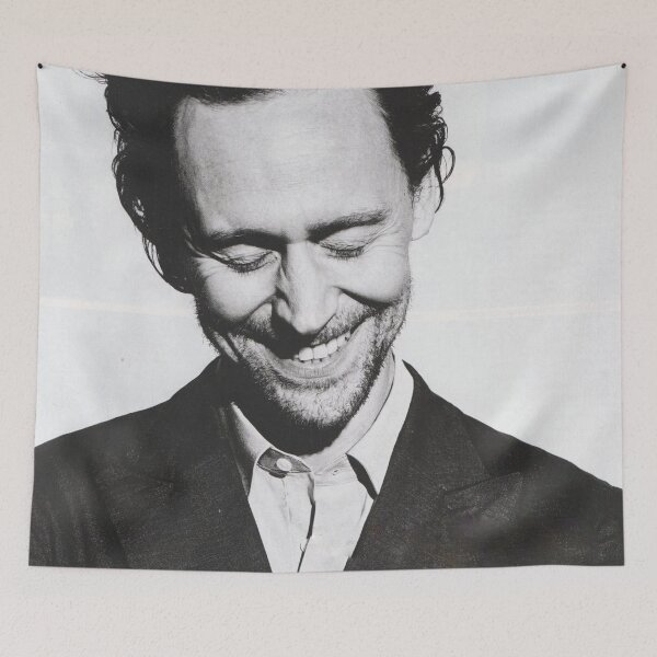 Item preview, Wallpaper Tom Hiddleston designed and sold by DariniAtthirah.