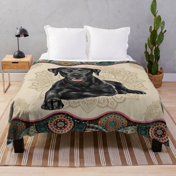 Artikelvorschau, Labrador-Hundeweinlese-Mandala entworfen und verkauft von MatildaWatson.