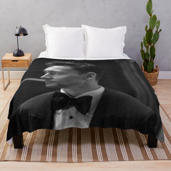 Item preview, Illustration Tom Hiddleston designed and sold by DariniAtthirah.