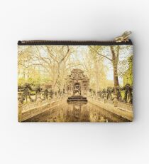 Paris - Fountain - Garden of Luxembourg Studio Pouch