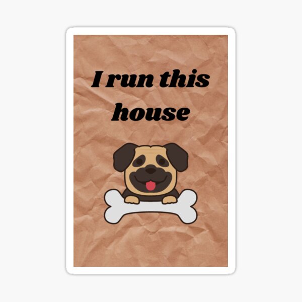 Vista previa del artículo con la obra «Dirijo esta casa lindo pug diseño esencial gráfico», diseñado y vendido por hadooi.
